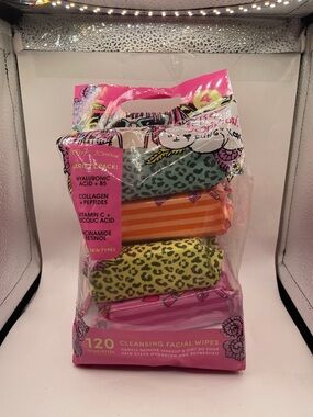 Betsey Johnson Pink and Lime 4-Pack Cosmetic Pouch Set